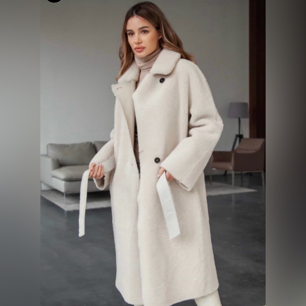 BNWT - MAJE - 100% Real Sheerling - Elegant Cream Women's Coat S/M